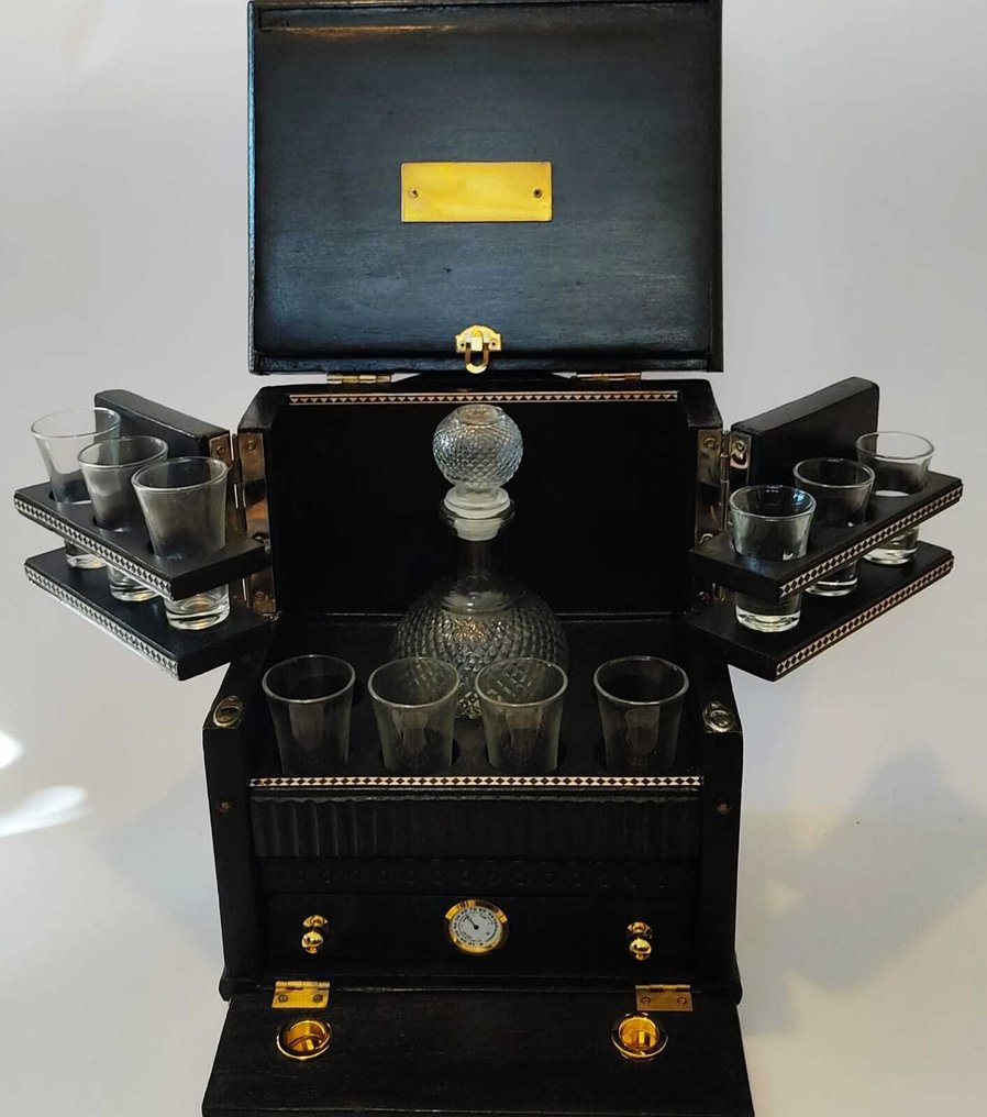 Ντουλάπι ποτών - Ξύλο - Με humidor για πούρα #1.0