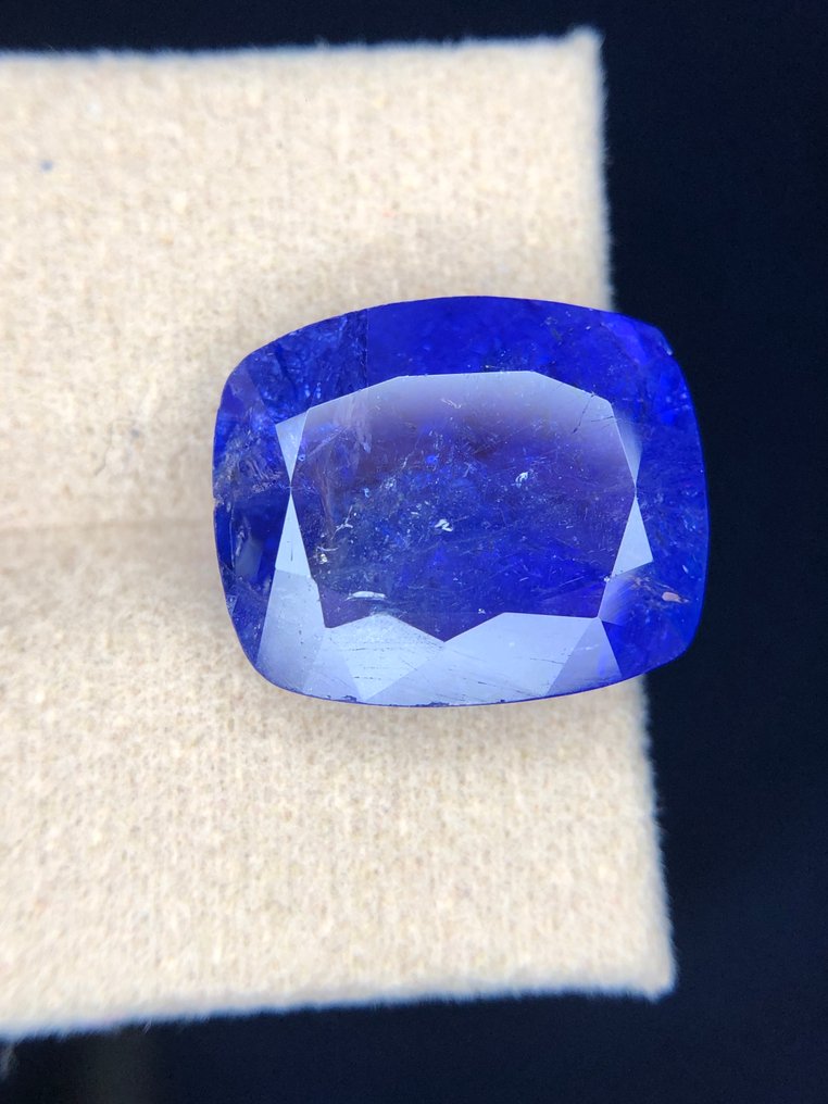 Fără preț de rezervă - 1 pcs Albastru, Violet Tanzanite - 12.15 ct - Asociația internațională de pietre prețioase colorate (ICA GemLab) - Albastru profund tanzanit #2.1