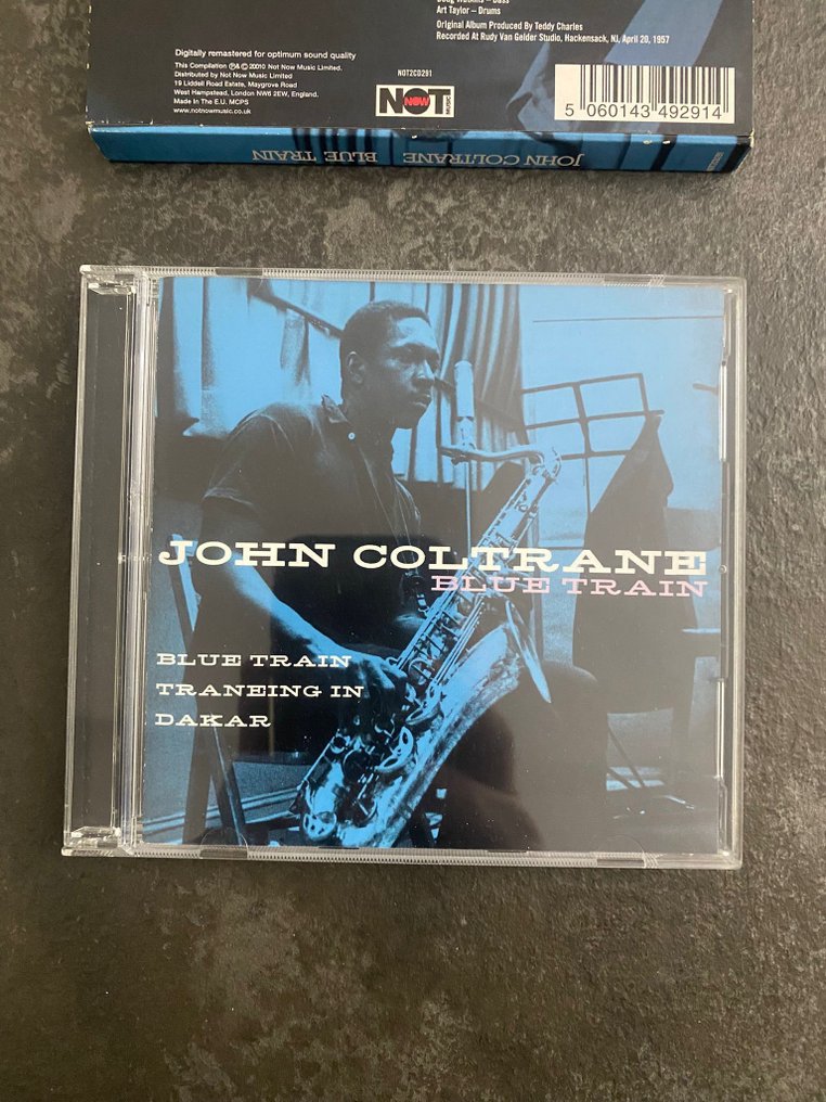 Ella Fitzgerald, Chet Baker, John Coltrane - Useita taiteilijoita - 3 Box con 10 CDs -- Deja Vu Definitive Gold - My Funny Valentine – The Essential Collection - Blue - Useita teoksia - CD - 2000 #4.3