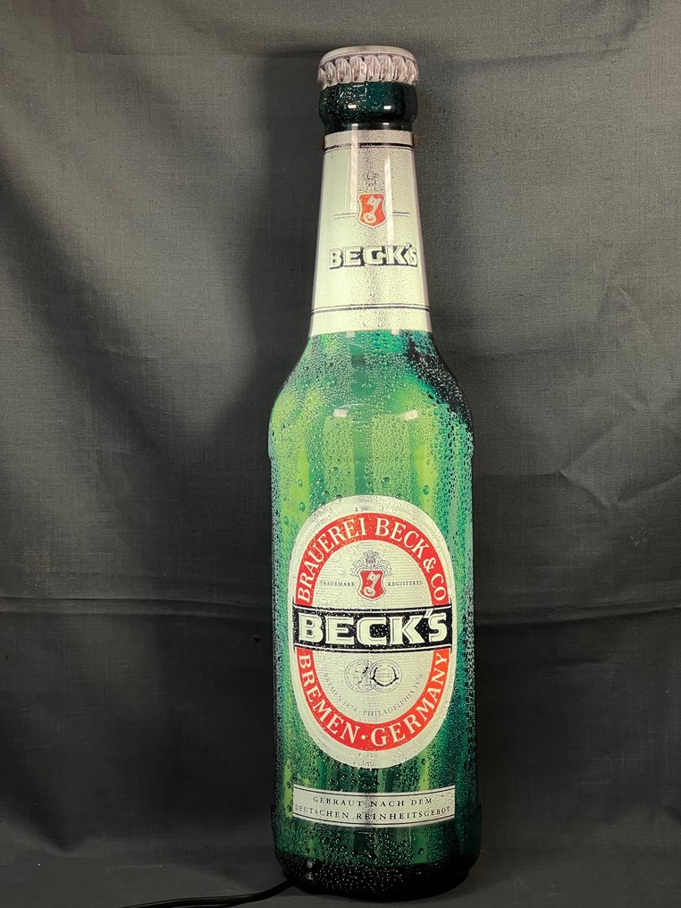 Beck's - Lightbox - XXL bottle - Plastic #3.2