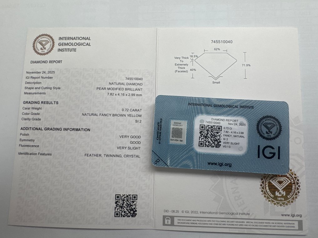 没有保留价 - 1 pcs 钻石  (天然色彩的)  - 0.72 ct - 梨形 - Fancy 棕色, 黄色 - SI2 微内含二级 - 国际宝石研究院（IGI） #3.2
