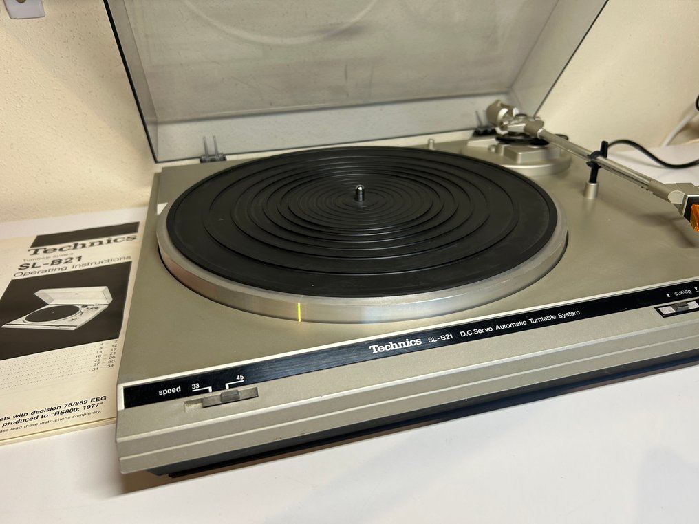 Technics - SL-B21 Record player #1.0