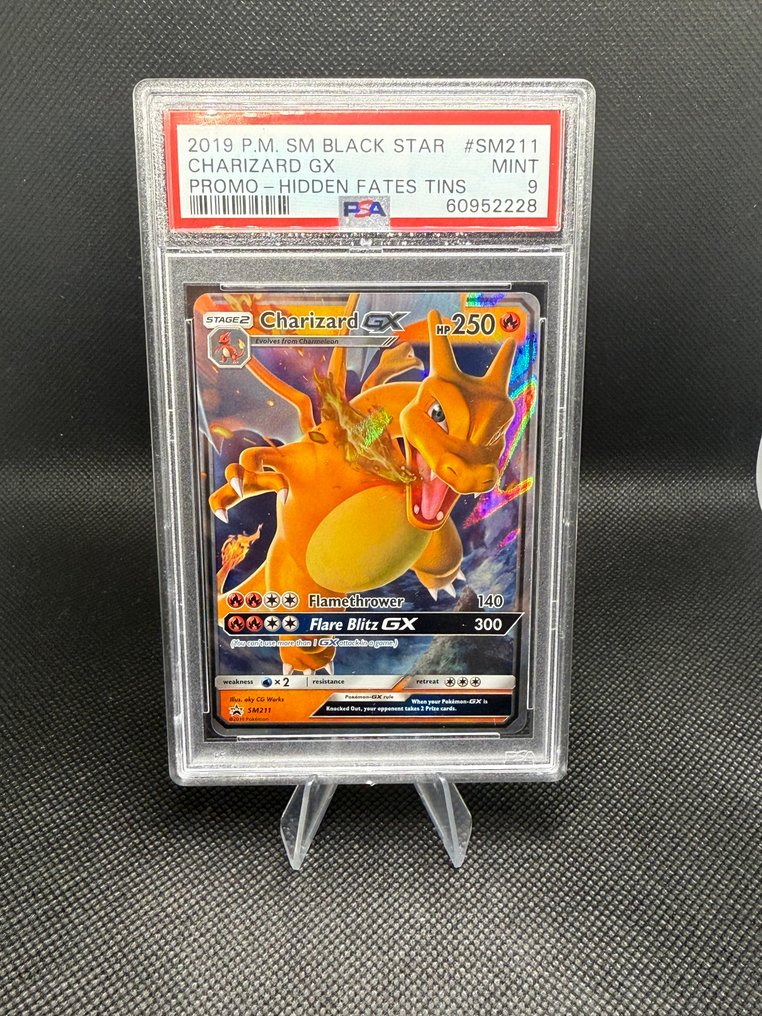 Pokémon - 1 Graded card - Charizard SM211 Προωθητική κάρτα, Foil - PSA 9 - Sun & Moon - Hidden Fates #2.1