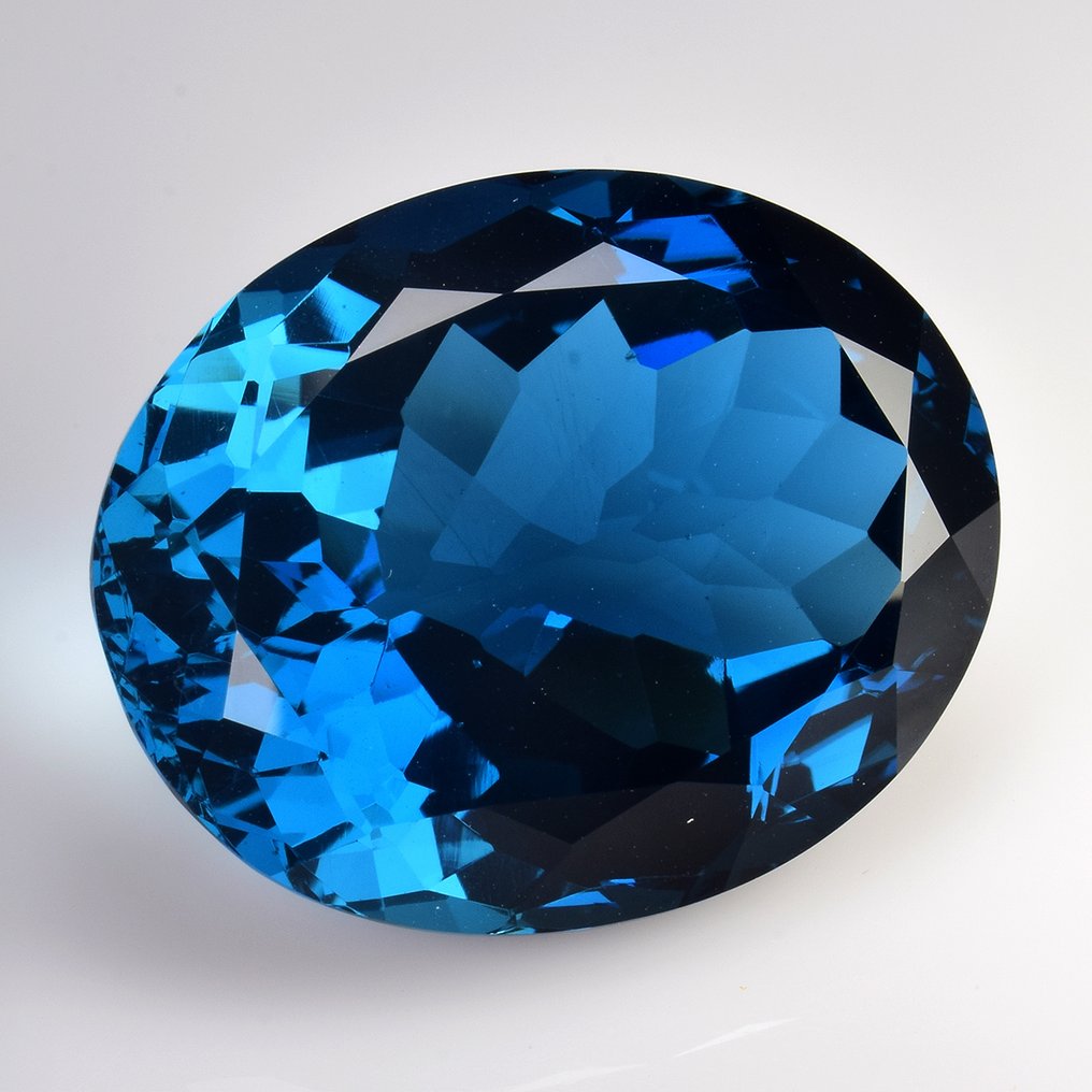1 pcs  Blauw Topaas  - 52.97 ct - nternational Colored Gemstone Association (ICA GemLab) #1.0