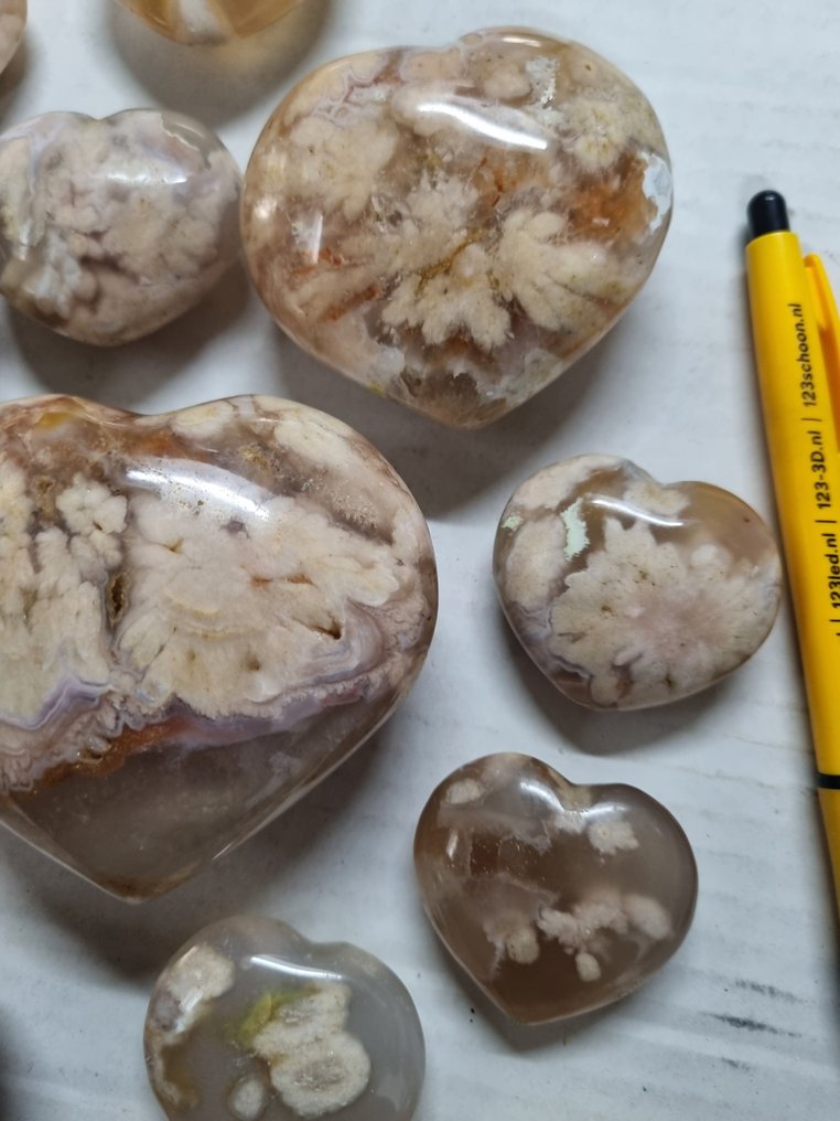 Big lot with Flower agate hearts 8.7 - 4.5 cm Heart- 1324 g #2.1
