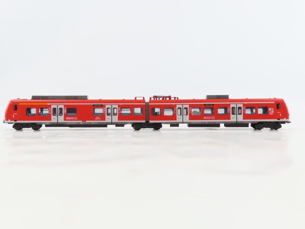 Kato N - K10751 - Tog enhet (1) - 2-delte sett BR 426 - DB #1.0