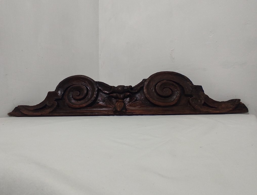 Διακοσμητικό στολίδι - Ιταλία - Παλιό διακοσμητικό πάνω από την πόρτα. #1.0