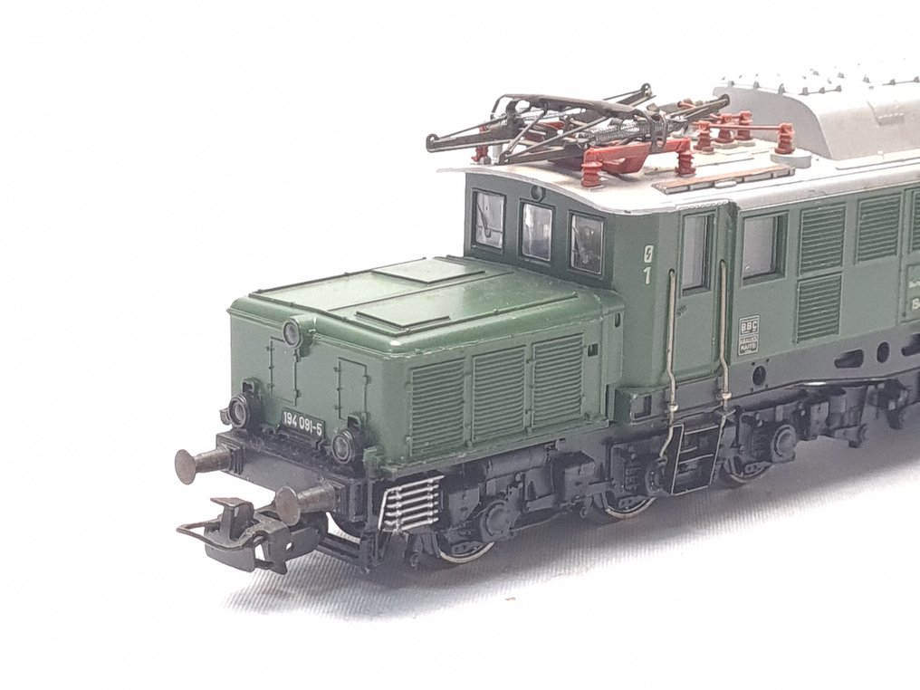 Märklin H0 - 3022 - 電氣火車 (1) - BR 194 '德意志鳄鱼' - DB #1.0