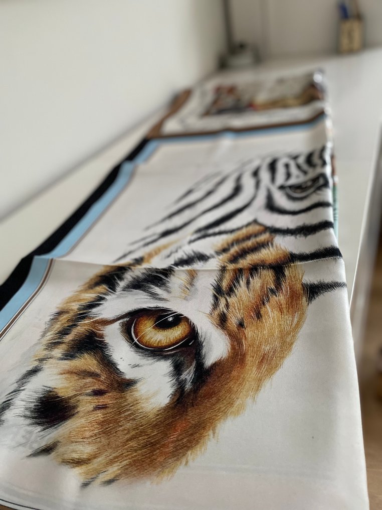 Burberry - Étole (châle) #1.0