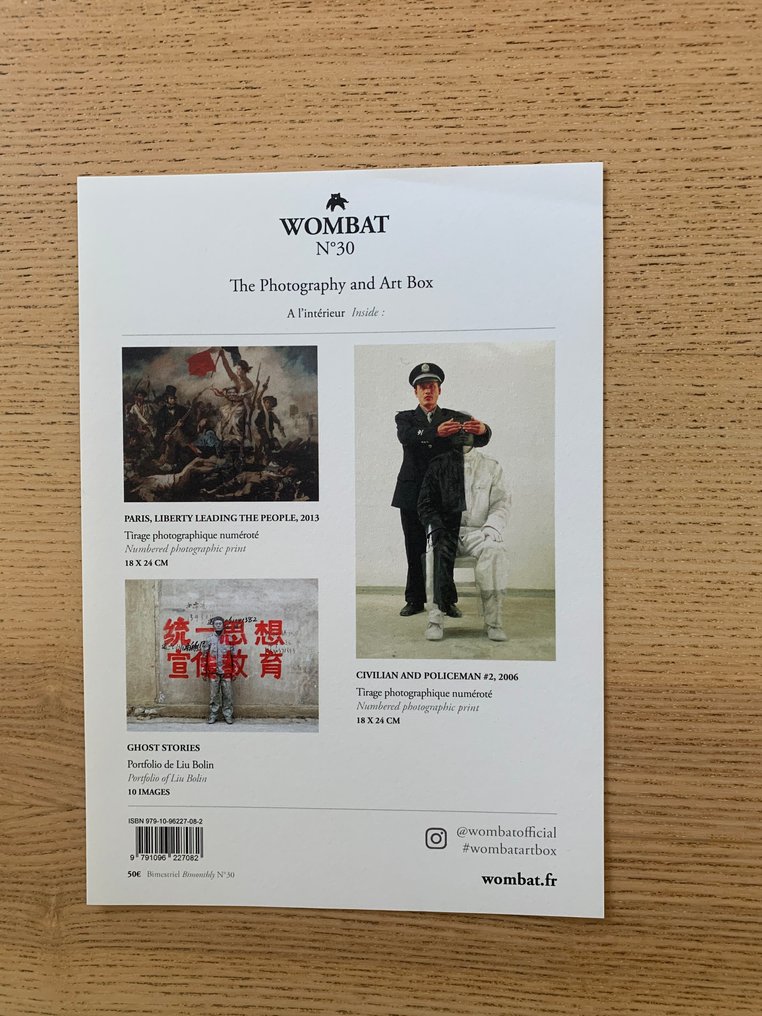 Liu Bolin - Wombat n° 30. Coffret collector avec 2 tirages numérotés + portfolio – Édition limitée - 2017 #4.3