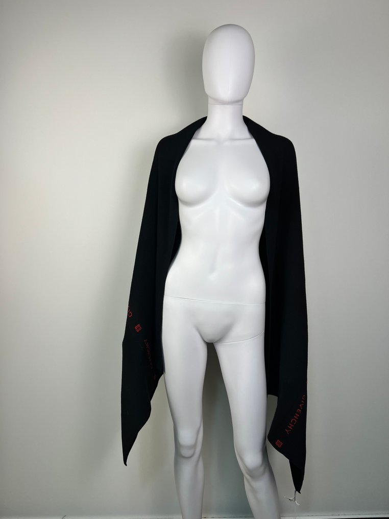Givenchy - NEW - NO RP - PURE WOOL - Halstuch #1.0