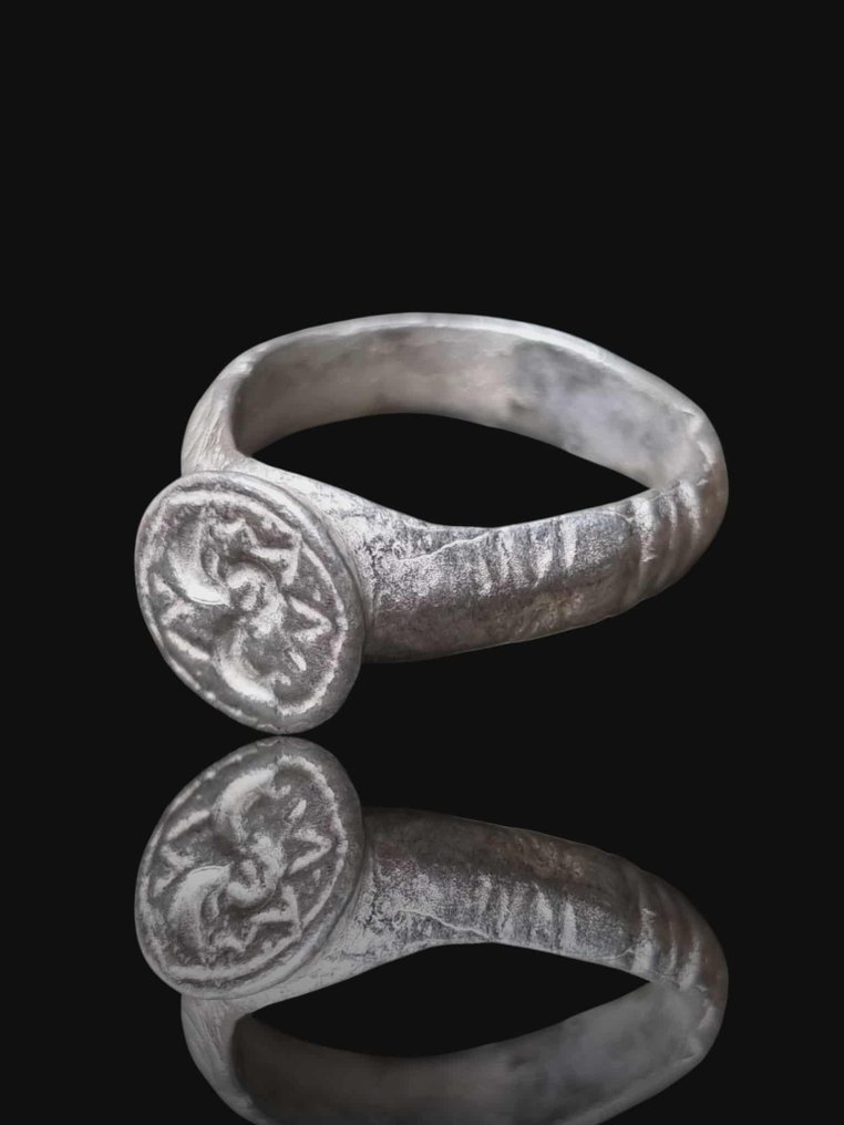 Μεσαιωνική, εποχή σταυροφόρων Ασημί, Ενδιαφέρον άλογο σφραγίδα Δαχτυλίδι  (χωρίς τιμή ασφαλείας) #1.0