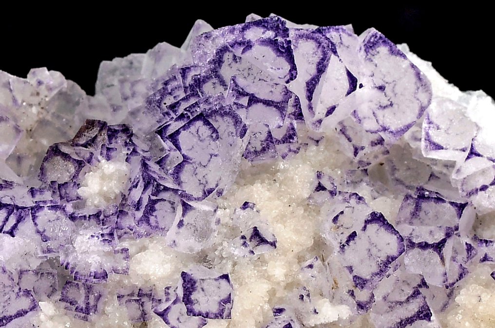 High quality purple blue Fluorite pattern From Qinglong - Rare QR code Fluorite - Altezza: 7.9 cm - Larghezza: 5.3 cm- 89 g #2.1