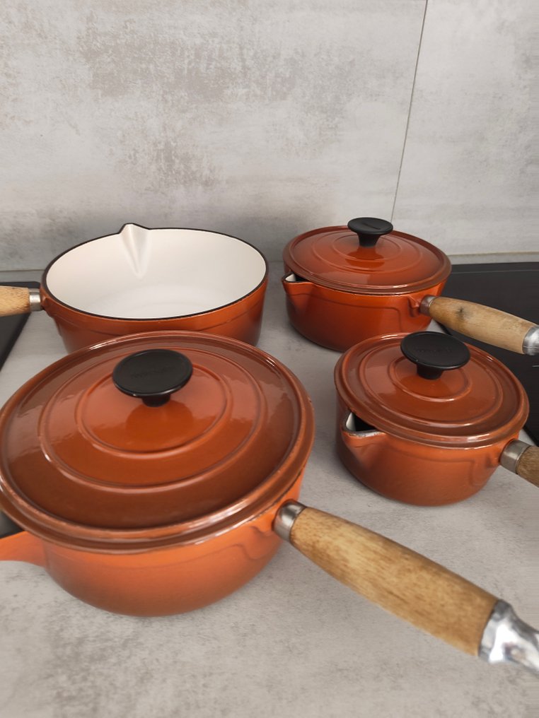 Le Creuset, Cousances - Σετ κατσαρόλας (4) - πηγή #1.0