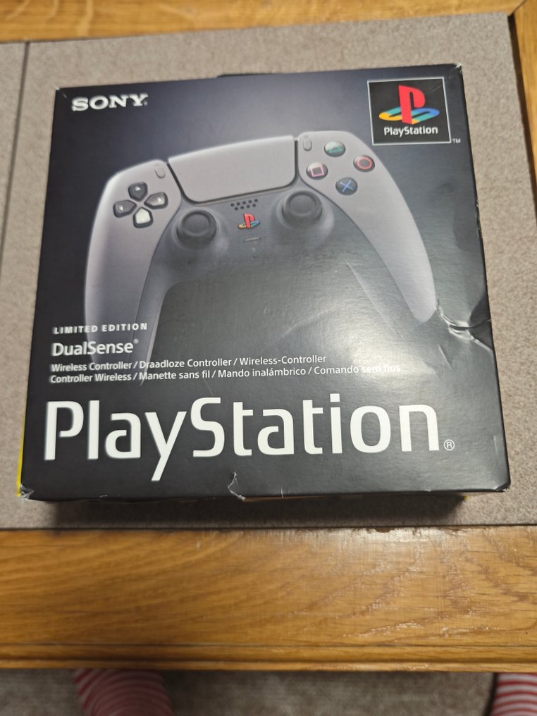 Sony - Playstation 5 (PS5) - PlayStation DualSense Wireless Controller 30th Anniversary (CFI-ZCT1W) - Video game - In original box #1.0