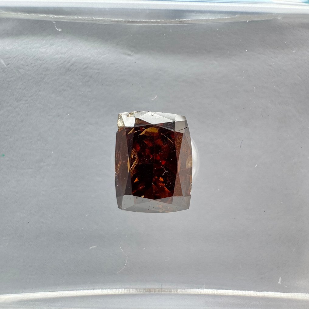 沒有保留價 - 1 pcs 鑽石 (天然彩色) - 0.73 ct - 枕形 - Fancy dark 褐色 橙色 - I1 - 國際寶石學院(International Gemological Institute (IGI)) #1.0