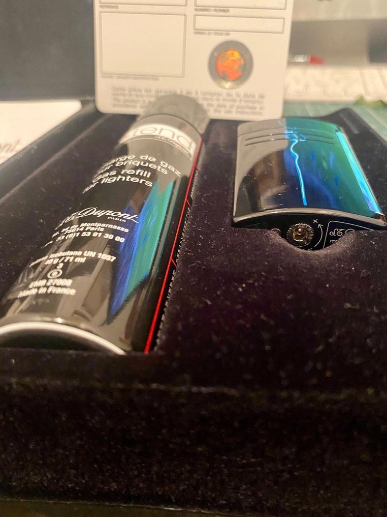 S.T. Dupont - Accendino - Plastica #3.2