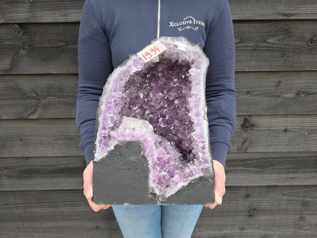 XL Amethyst Geode Amethyst - Height: 34.5 cm - Width: 25 cm- 19.94 kg #1.0
