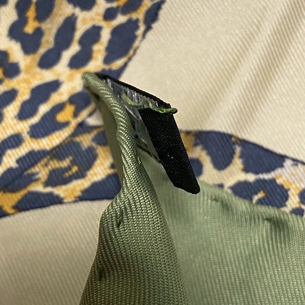 Hermès - CARRE 45 (Jungle Love) - Écharpe #3.2