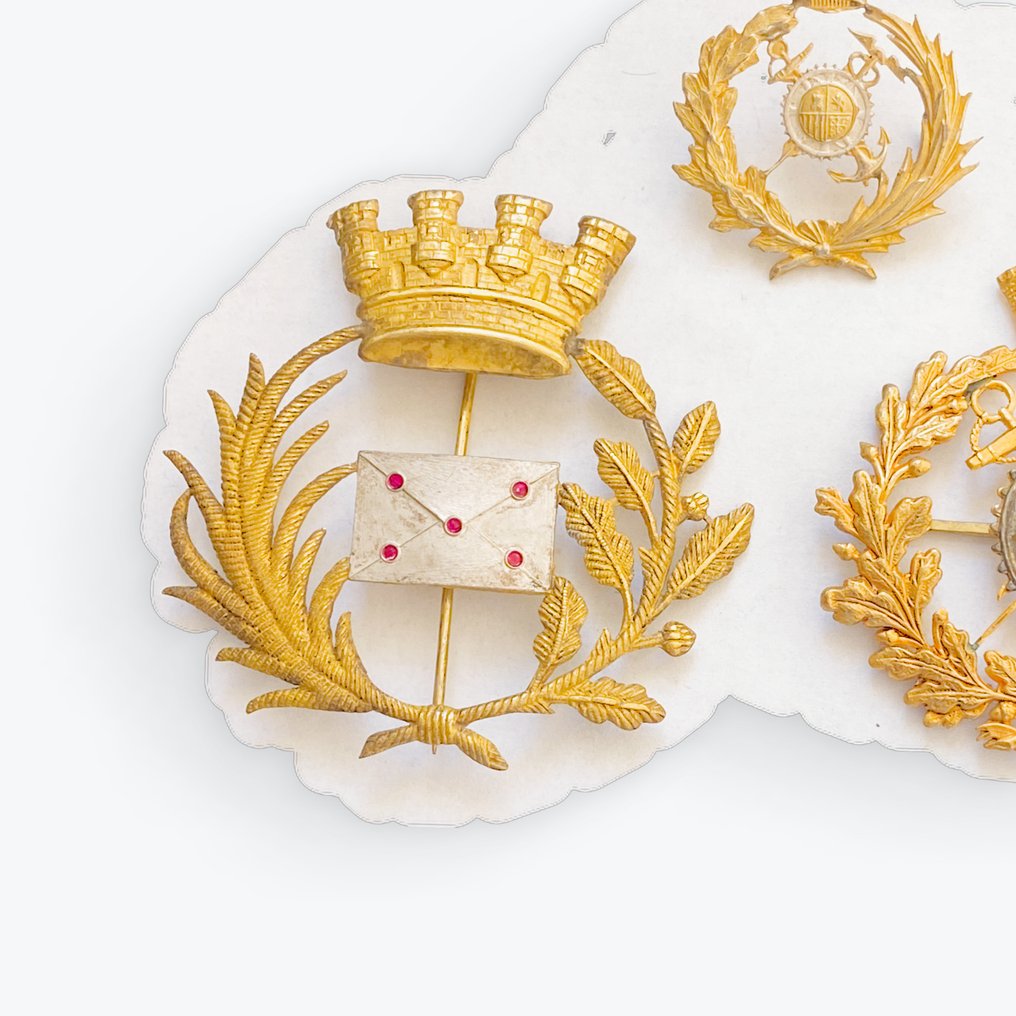 Ισπανία - Στρατιωτικό μετάλλιο - Σετ τριών ισπανικών στρατιωτικών διακριτικών. #3.2