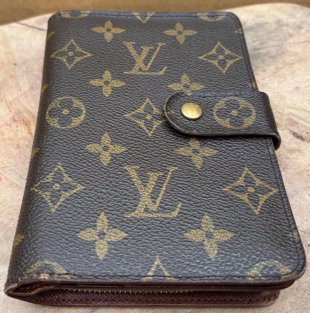 Louis Vuitton - Big Zippy Wallet - Wallet #1.0