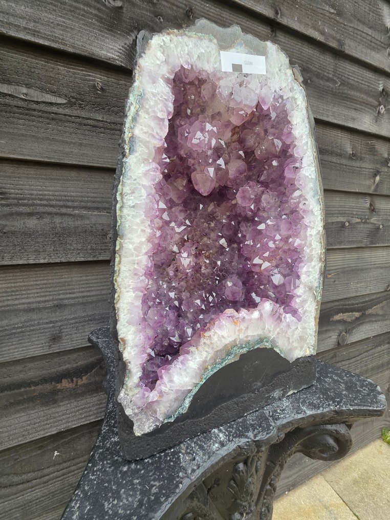 NO RESERVE PRICE - Large Amethyst Geode Amethyst - Height: 33 cm - Width: 22 cm- 13.01 kg #2.1
