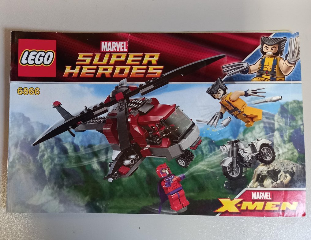 Lego Set - 6866 - Marvel, Marvel Super Heroes - Wolverine's Chopper Showdown #1.0