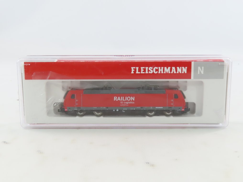 Fleischmann N轨 - 738872 - 电力机车 (1) - BR 185，数字全声 - DB Railion #2.1