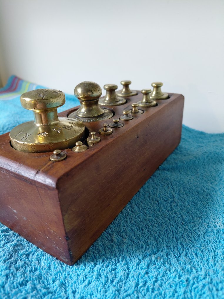Balance or scale (14) - Wood, Bronze - Antique block weight (14) #1.0