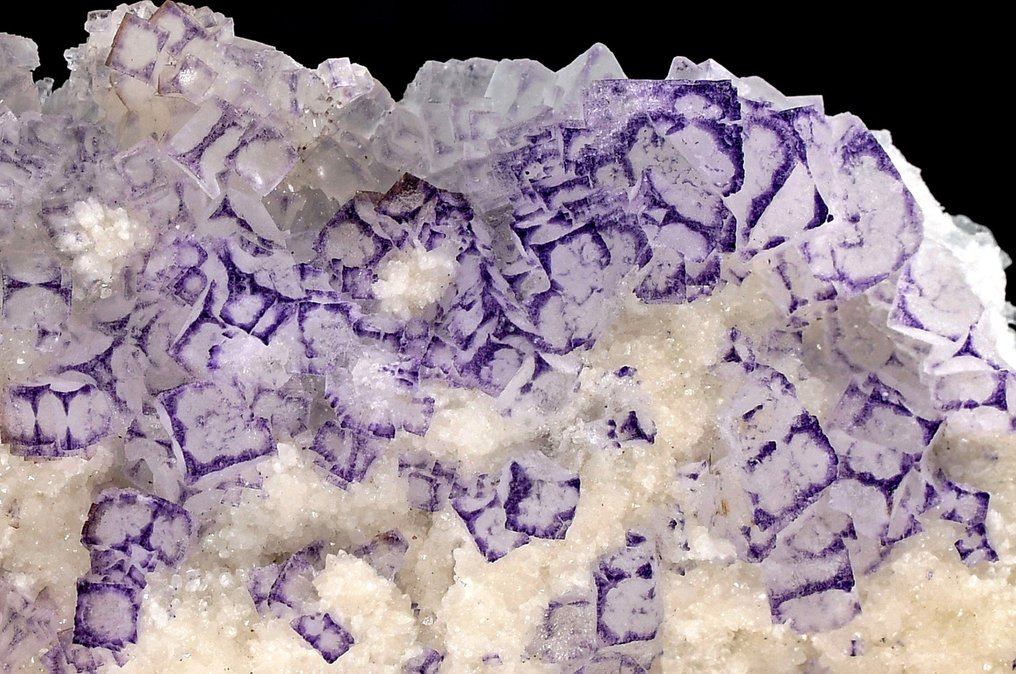 High quality purple blue Fluorite pattern From Qinglong - Rare QR code Fluorite - Altezza: 7.9 cm - Larghezza: 5.3 cm- 89 g #3.2