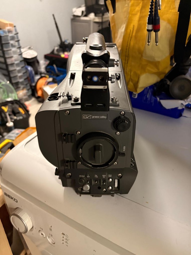 Grass Valley LDK8000/61 ENG broadcast camera #3.2