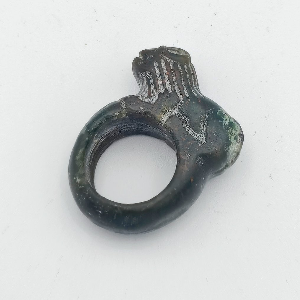 Silk Road, Ancient Central Asian Black Stone Lion Ring - 37 mm #1.0