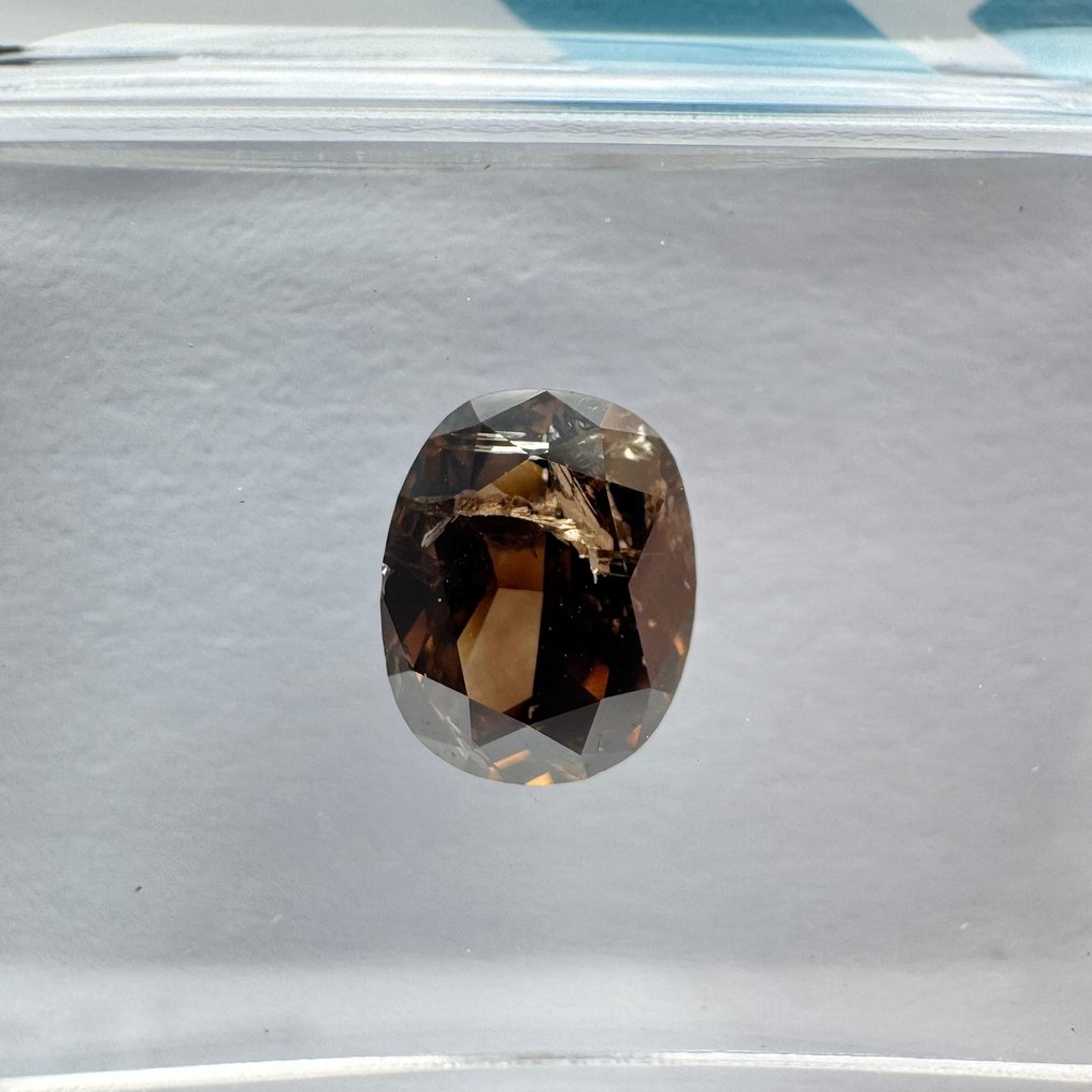 没有保留价 - 1 pcs 钻石 (天然色彩的) - 0.81 ct - 椭圆形 - Fancy dark 橙色 棕色 - I1 内含一级 - 国际宝石研究院(IGI) #1.0
