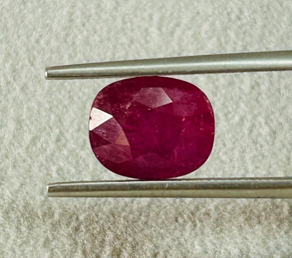 红宝石  - 4.43 ct - 莲花宝石实验室 - 无热处理/浓郁红色 #1.0