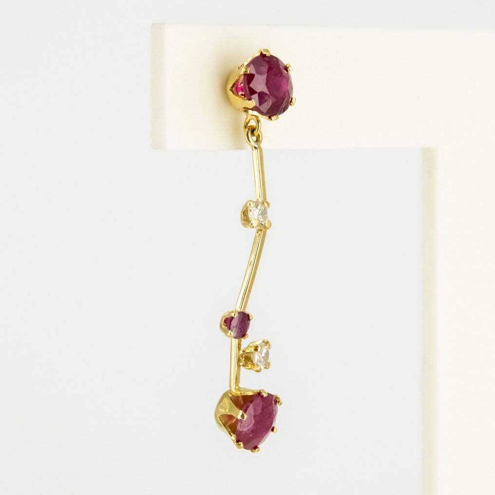 Øreringe - 18 kraat Gulguld - 5.20ct. tw. Rubin - Diamant #1.0