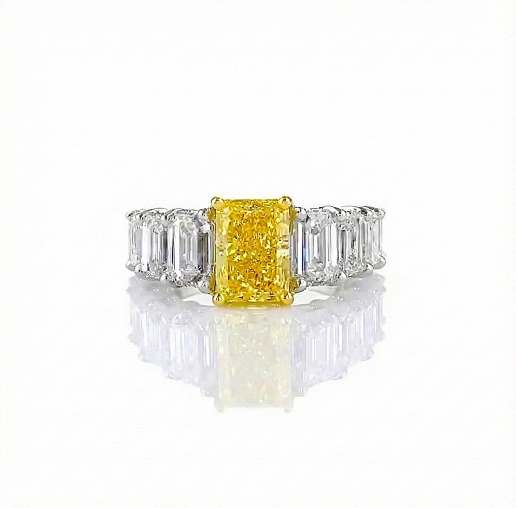 Ring - 18 karaat Witgoud - 9.11ct. tw. Geel Diamant (Fancy gekleurde, lab-grown diamant) - Diamant #1.0