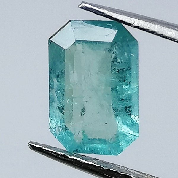 1 pcs Zöld Smaragd - 0.94 ct - Instituto Gemólogico Español (IGE) #1.0