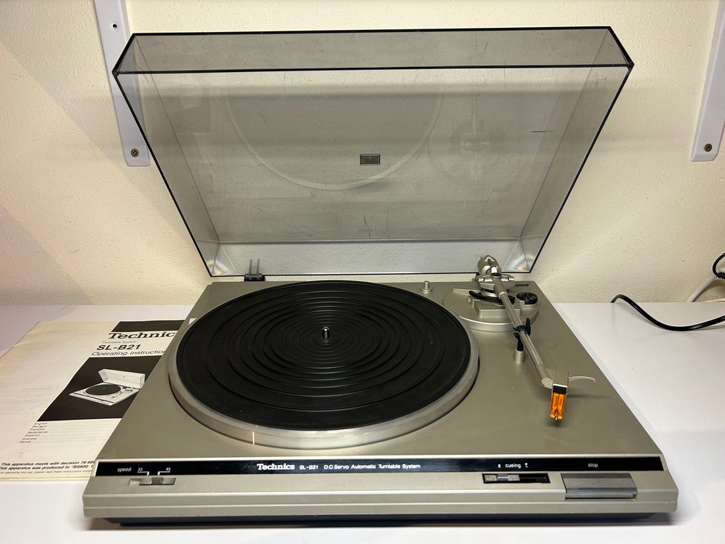 Technics - SL-B21 Record player #1.0