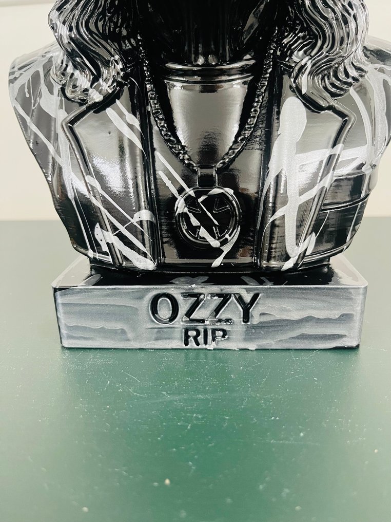 Bust - Ozzy Osbourne - 意大利 #3.2