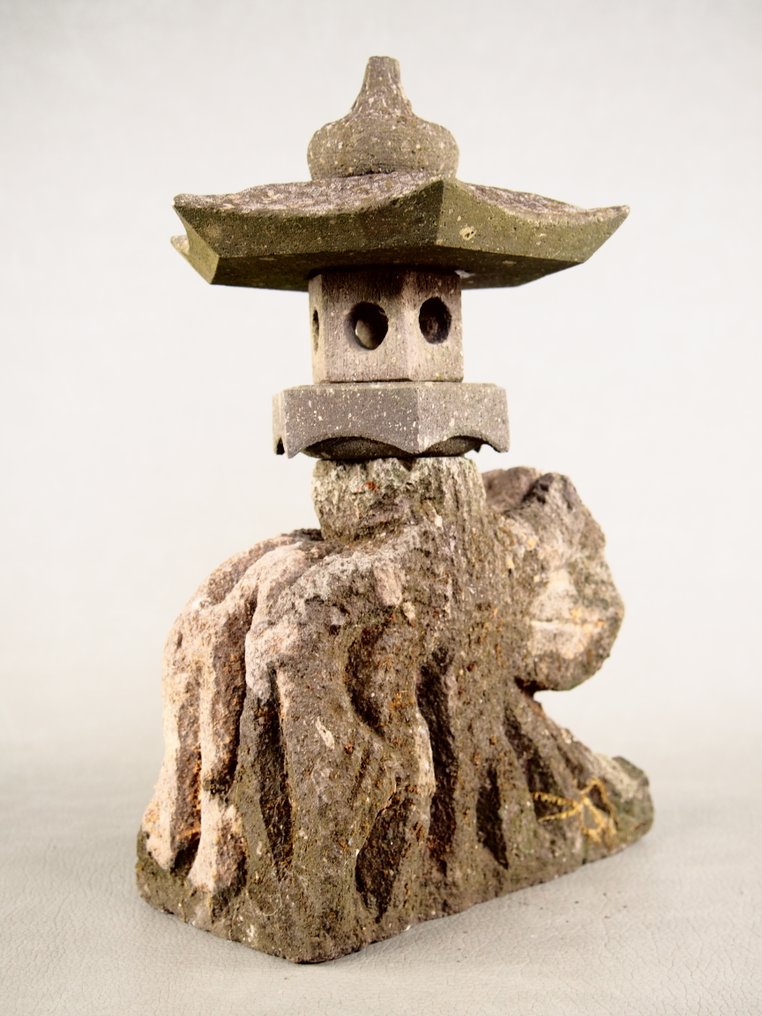 Stone lantern made from Kyushu - Natural stone (tuff) - Lantern - Stone #3.2