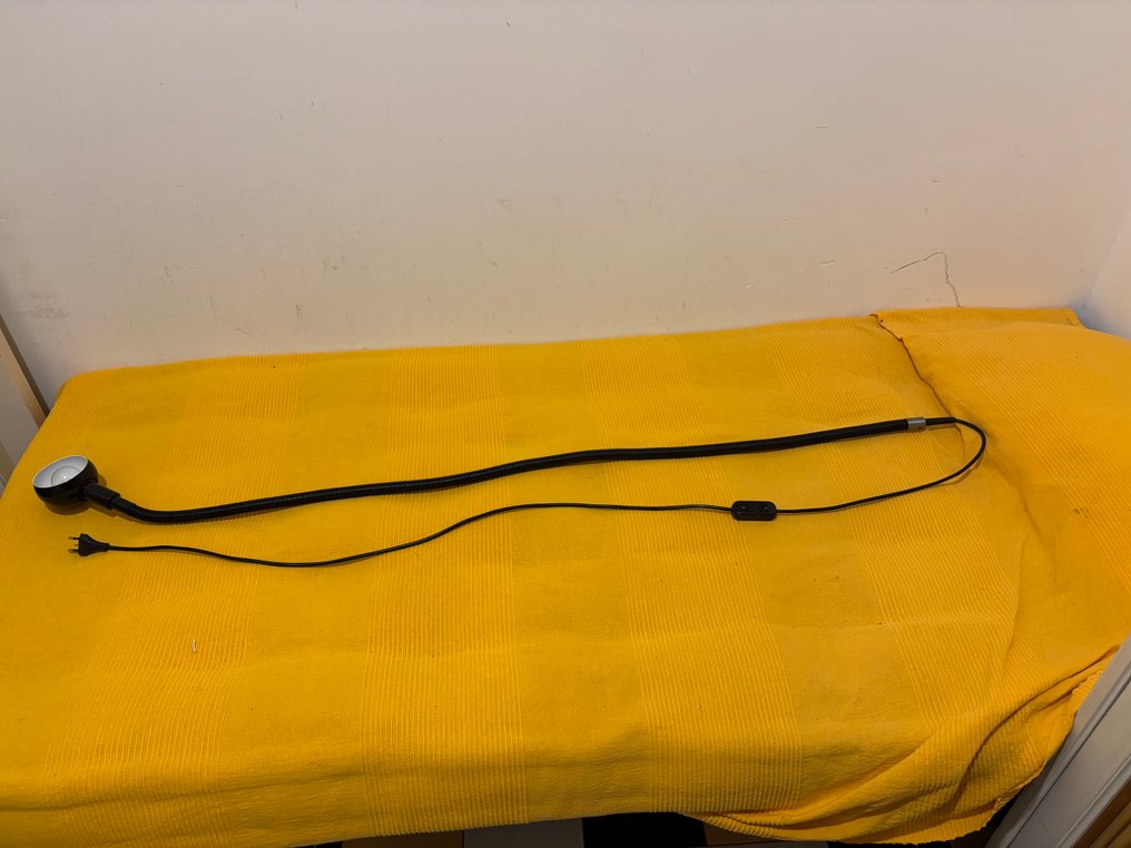 valenti - Isao Hosoe - Lampada - Hibe - Plastica, Metallo - Lampada Hebi per Valenti #2.1