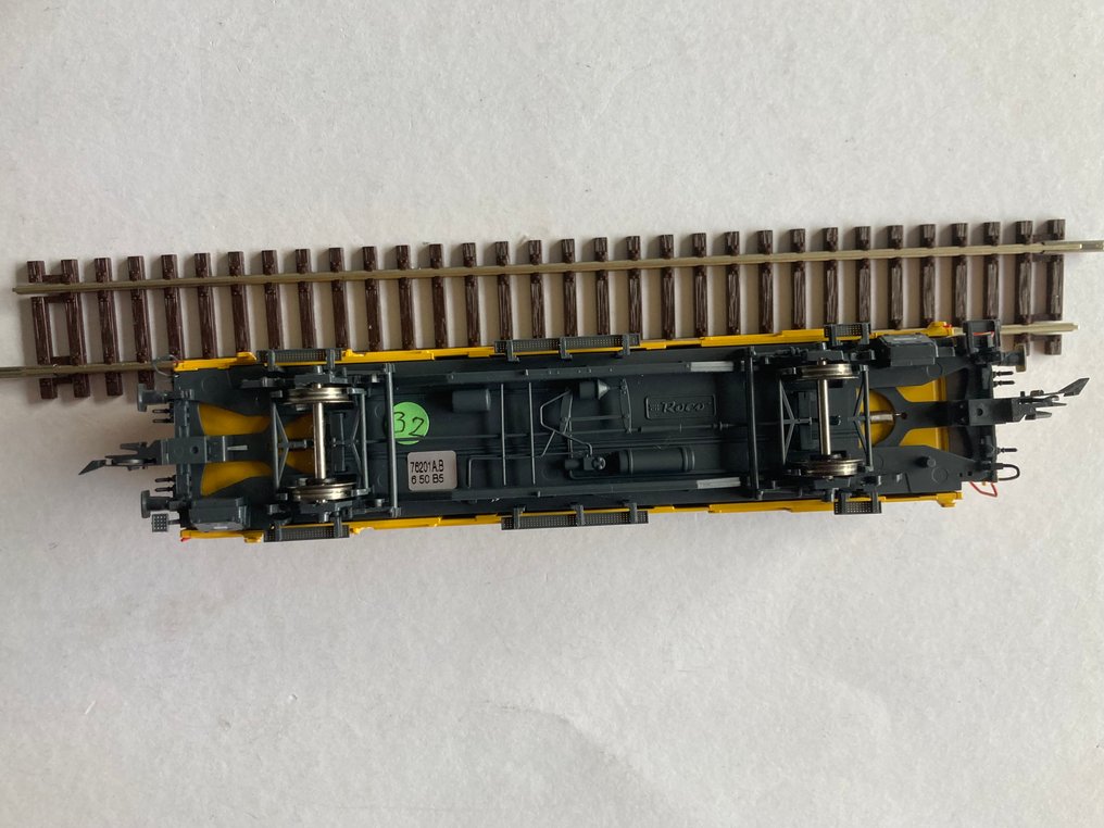 Roco H0 - 76200 - Veicoli di modellini di treni (2) - Kavel di 5 diversi carri merci SBB a 2 assi Roco con pubblicità, scala H0 - SBB #3.2