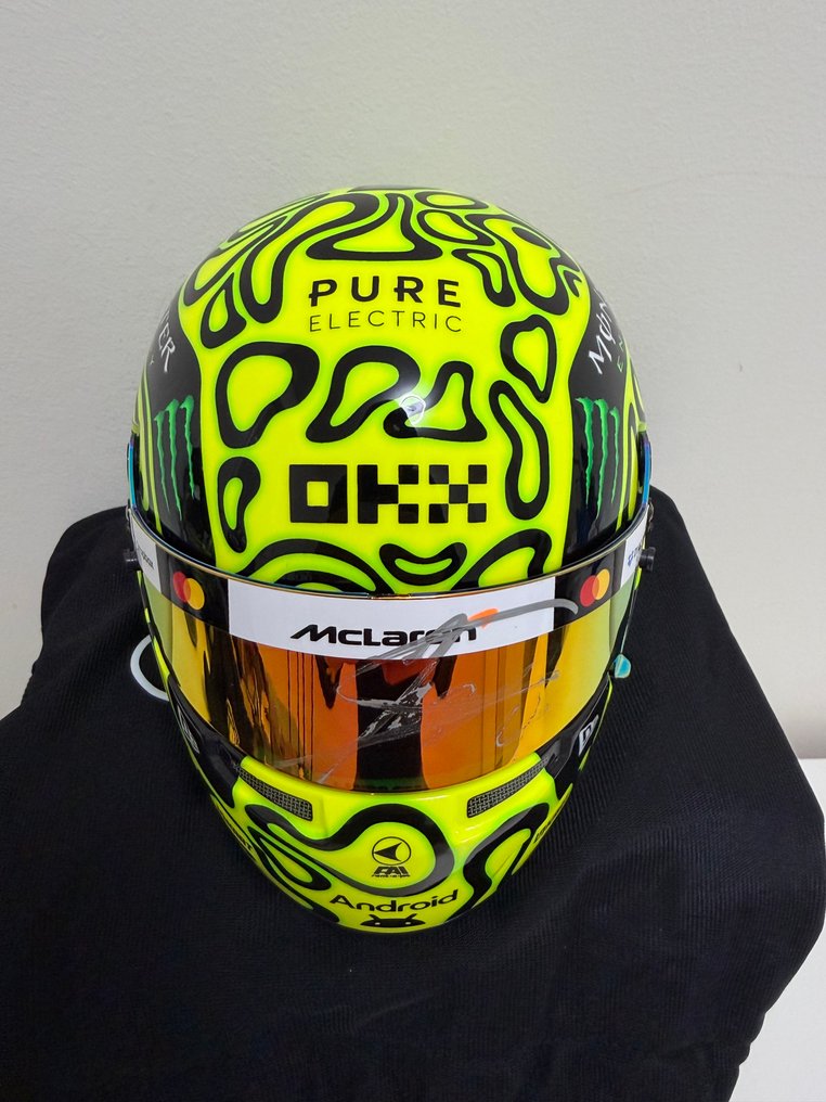 Mclaren - Lando Norris - 2025 - Scale 1/2 helmet  #4.3