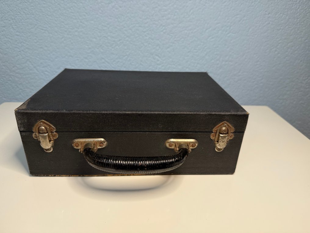 Vanity travel set (109195) - Composite - Sanax, massager, 1939 #3.2