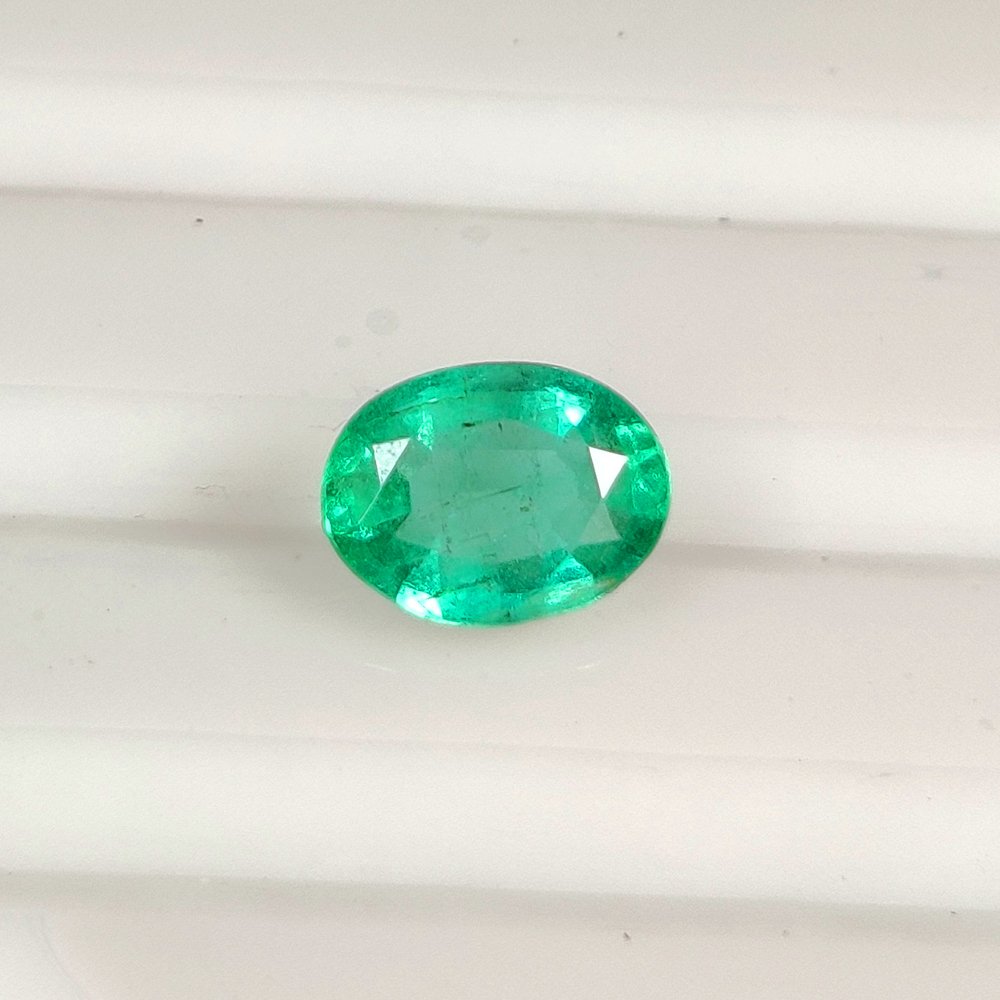 χωρίς τιμή ασφαλείας - 1 pcs Πράσινο Σμαράγδι - 1.11 ct - International Gemological Institute (IGI) - Top Luster - Μικρό Λάδι #1.0