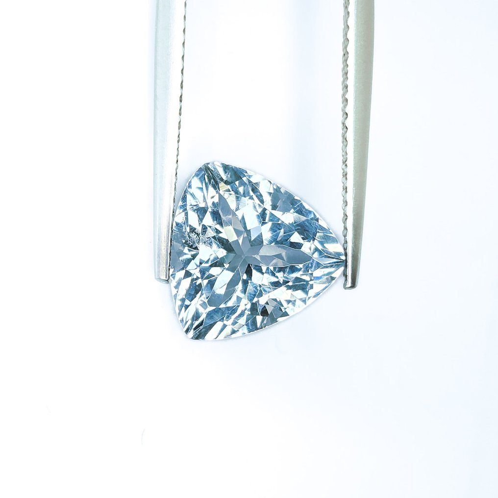 Nincs minimálár Kék Akvamarin - 4.01 ct - Nemzetközi Gemmológiai Intézet (IGI) #3.2