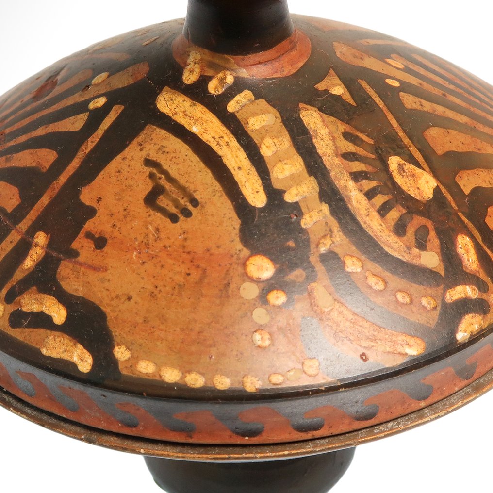 Ancient Greek, Apulian Terracotta Red Figure Lekanis #3.2