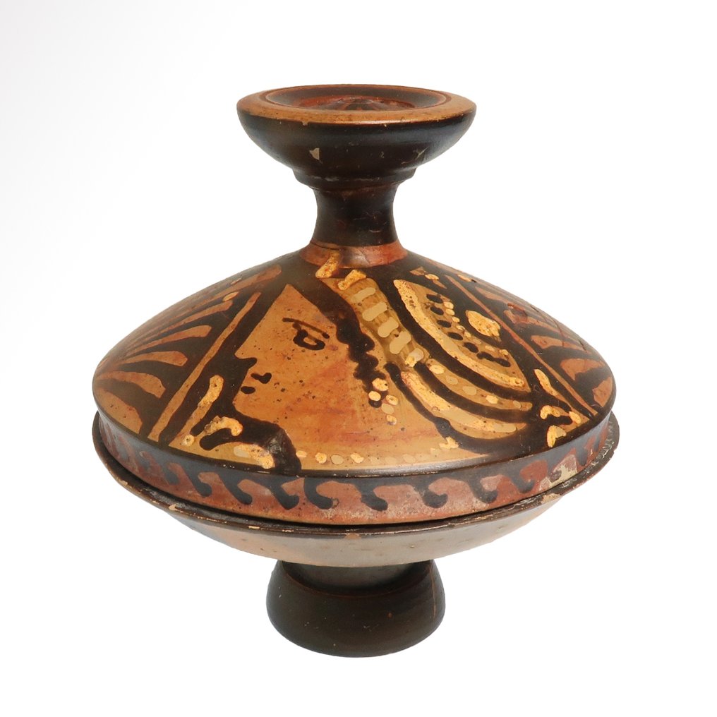 Ancient Greek, Apulian Terracotta Red Figure Lekanis #1.0