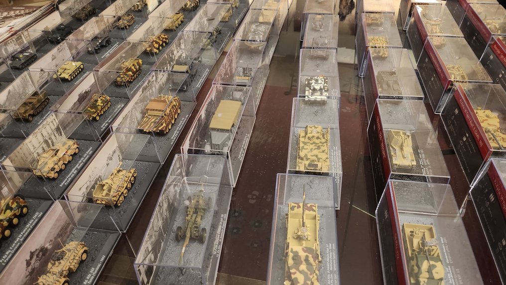 De Agostini - Toy vehicle 63x Panzer WW2 - 2000-2010 - Asia #2.1