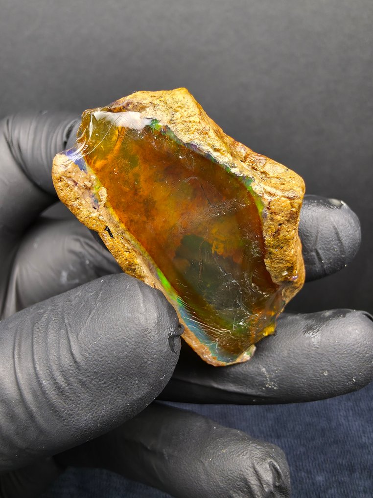 76.10克拉天然水晶蛋白石 粗糙- 15.22 g #4.3